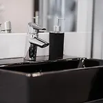 Six Suites, Old Town 아파트호텔 그단스크