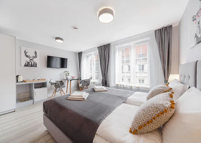 Six Suites, Old Town Apartmanhotel 4*