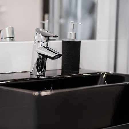 Apartmanhotel Six Suites, Old Town 4*