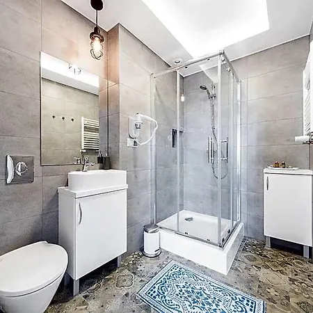 アパートホテル Six Suites, Old Town