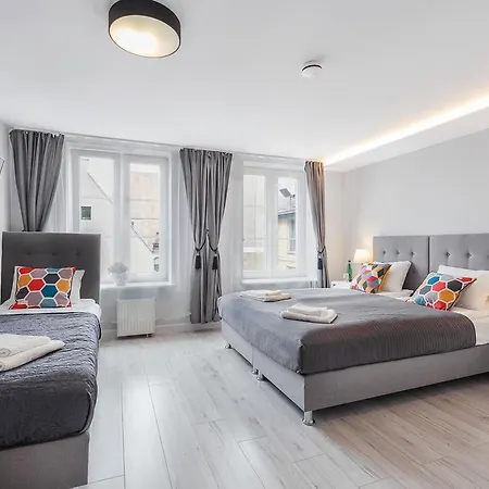 Six Suites, Old Town 4* Γκντανσκ