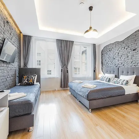 Ξενοδοχείο με διαμερίσματα Six Suites, Old Town